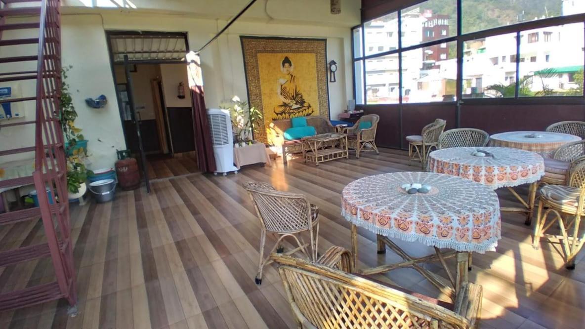 Hotel Vishla Palace By Uttarakhand Hotel Hospitality Narendra Nagar Экстерьер фото