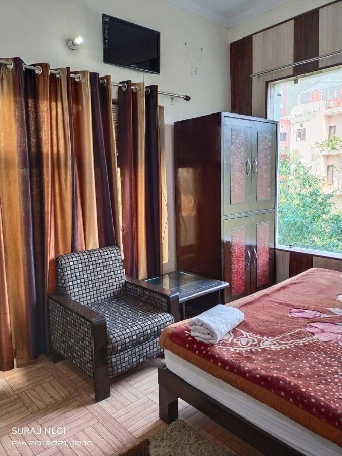Hotel Vishla Palace By Uttarakhand Hotel Hospitality Narendra Nagar Экстерьер фото