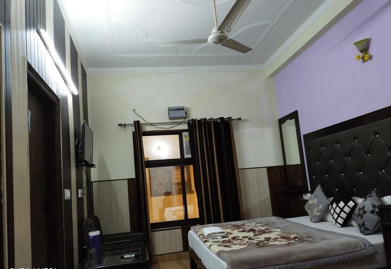 Hotel Vishla Palace By Uttarakhand Hotel Hospitality Narendra Nagar Экстерьер фото