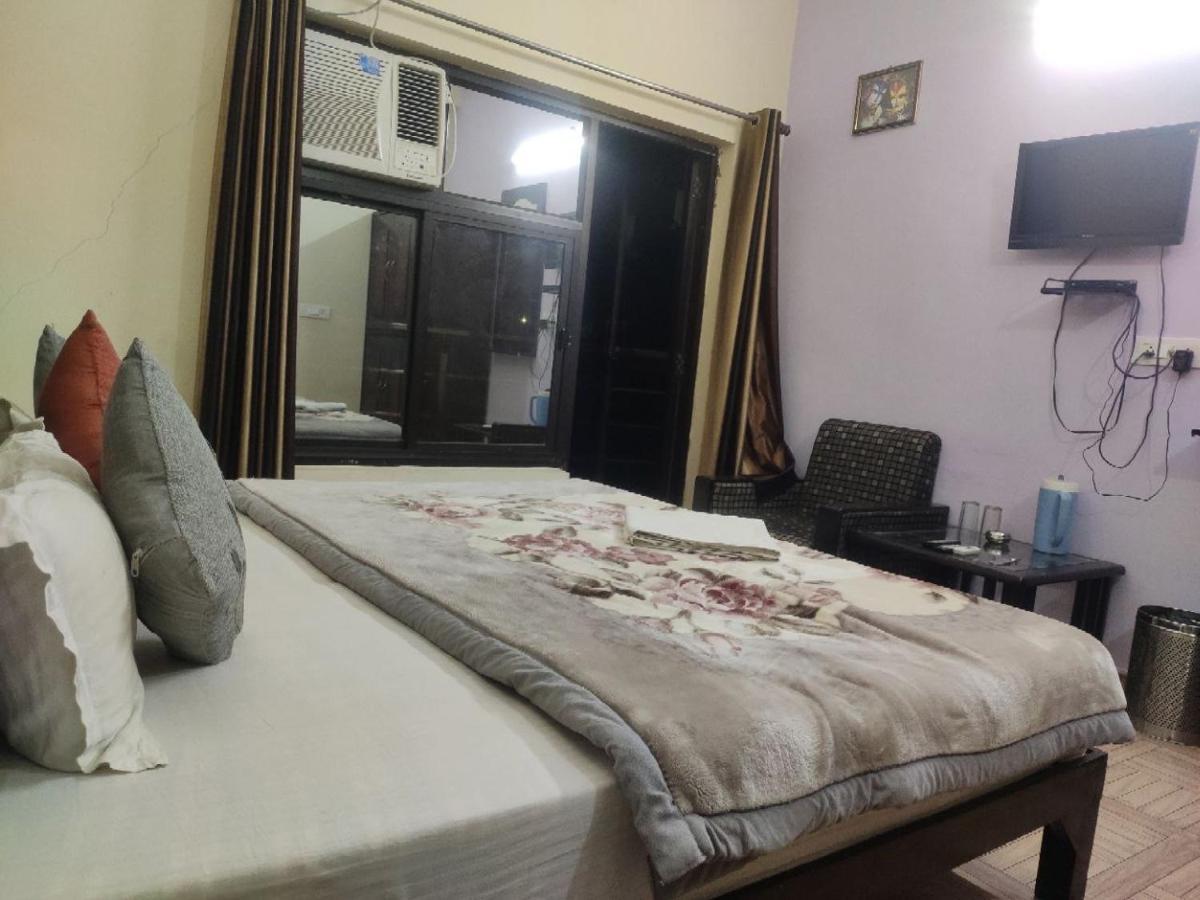 Hotel Vishla Palace By Uttarakhand Hotel Hospitality Narendra Nagar Экстерьер фото